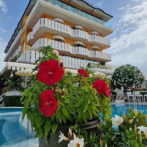 Alexander Hotel